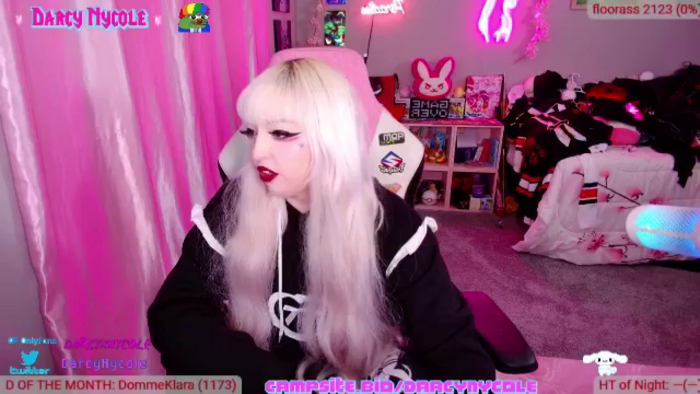 DarcyNycole
