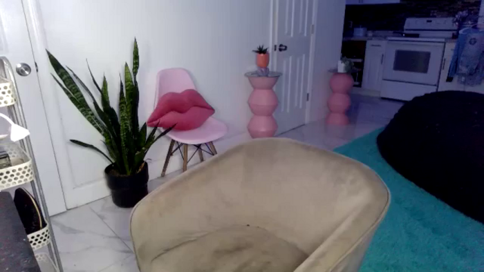 Tati_Rae
