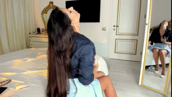 NycoleAniston