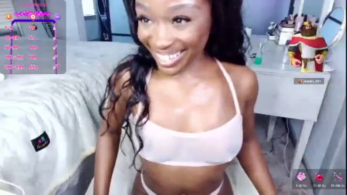 AaliyahT