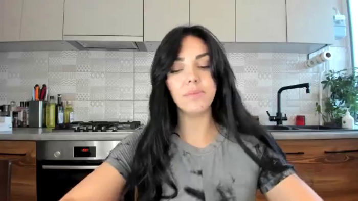 MissNelly_