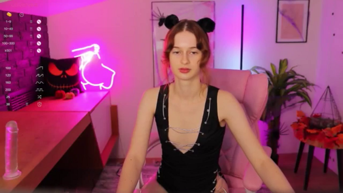 Viola__Moon