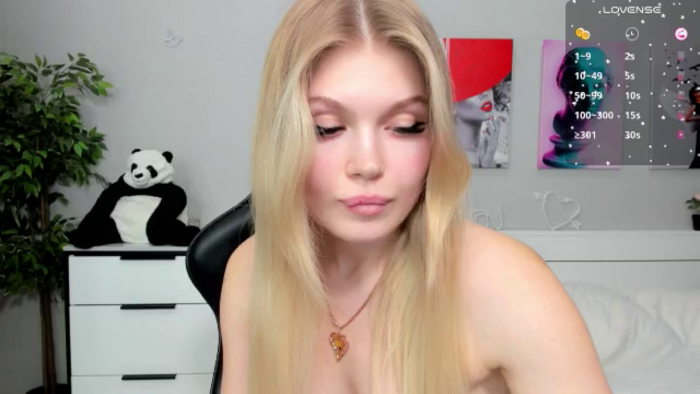 Effie_Cute