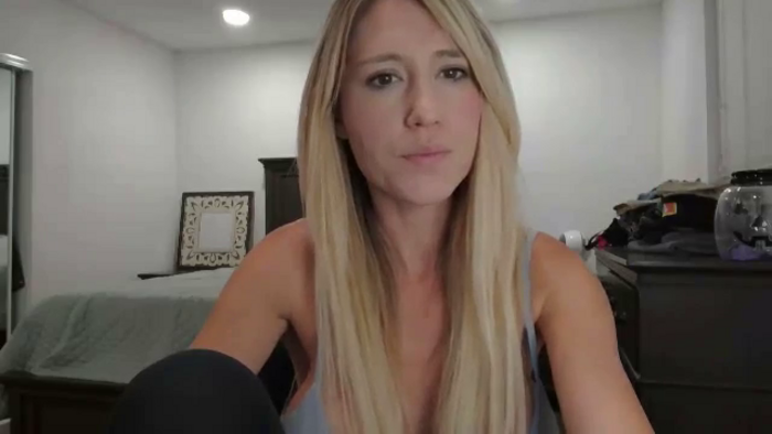 blond_milf