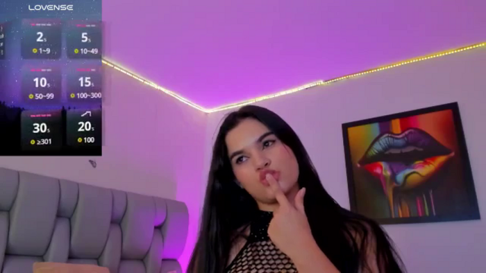 Karin_Grey69