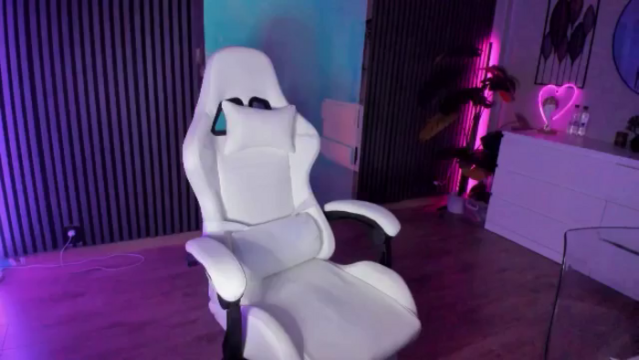 SeraVonDee