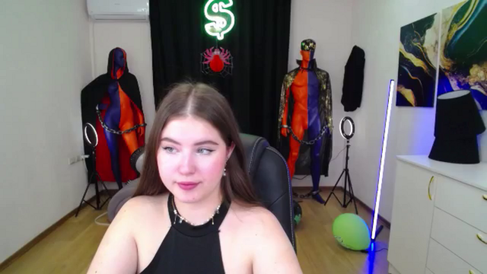 AdmireMyEyes