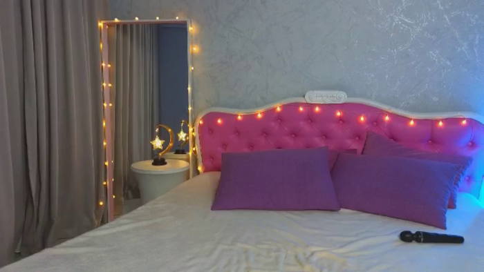 ArianaPetite