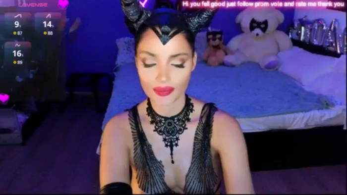 loraine_doll