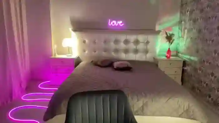 2024/11/01/mfc-briana_coxx-07-55-54