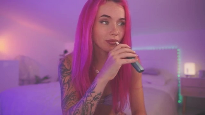 Sarah_Pink