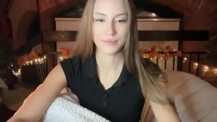 Luna_Moore1