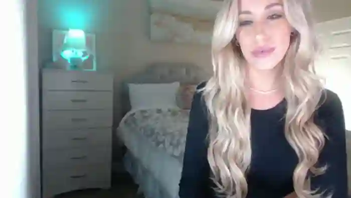 2024/11/03/mfc-queen_bambii-02-53-35