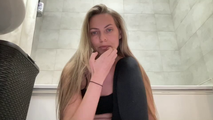 Lana_Moore