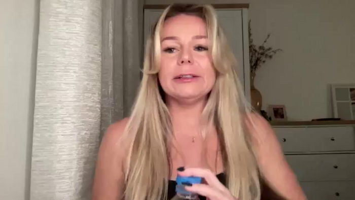 LarasDen