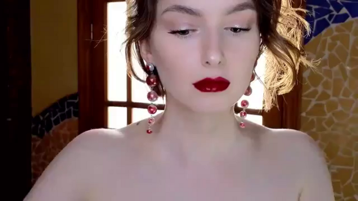 Red_Lips_Girl