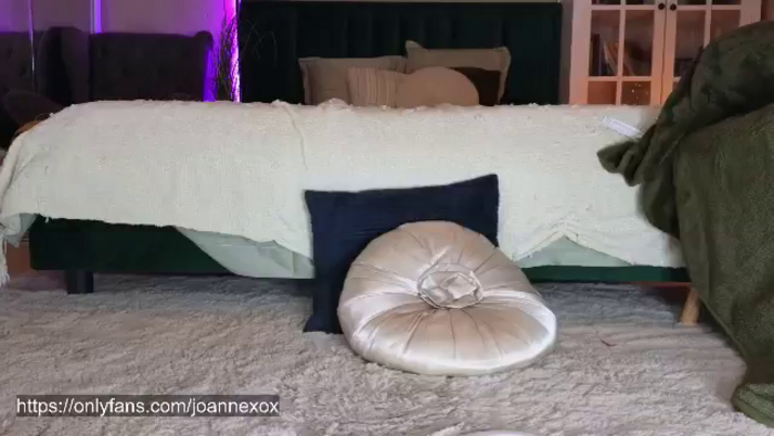 JoanneXOXO