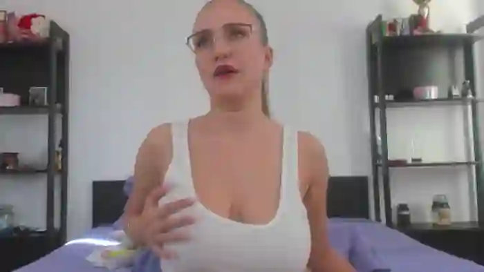2024/11/06/mfc-yourbustygirl-08-47-19