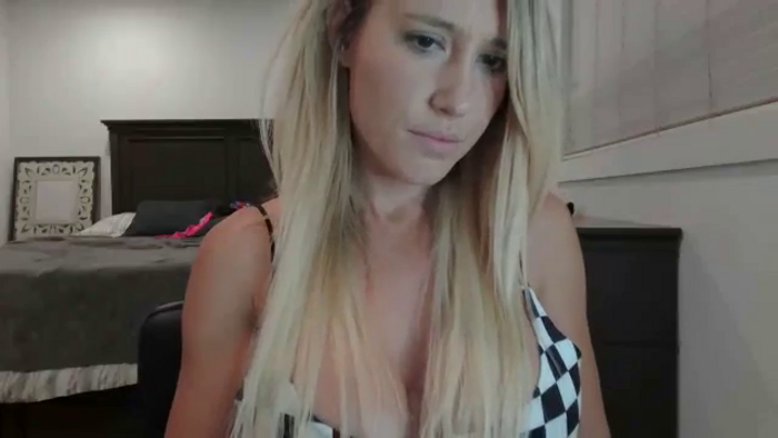 blond_milf