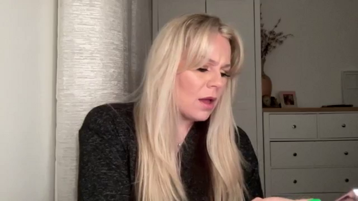 LarasDen