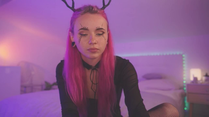 Sarah_Pink