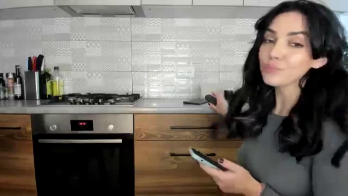 MissNelly_