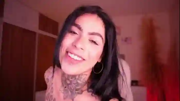 2024/11/11/mfc-curvylicious_-13-48-40