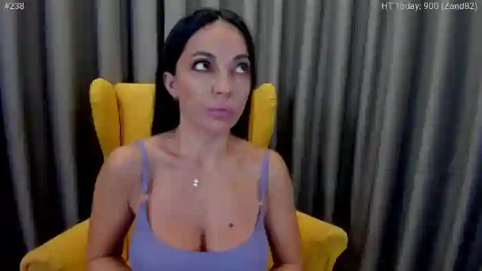 2024/11/11/mfc-girlboss-08-45-02