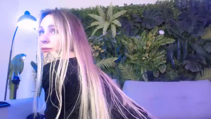 Horny_Blond