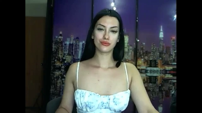 Lola_Fox282