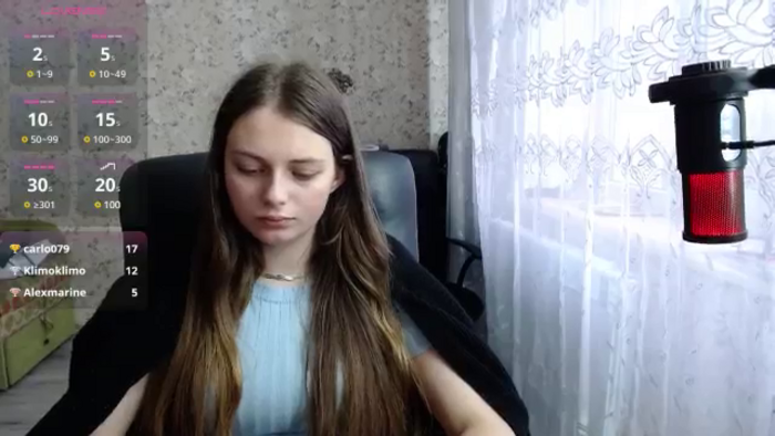 Nana_Hot