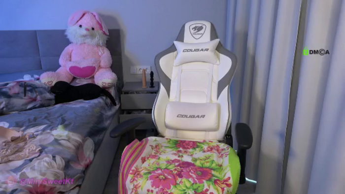 MiniSweetKt