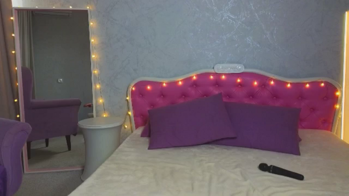 ArianaPetite