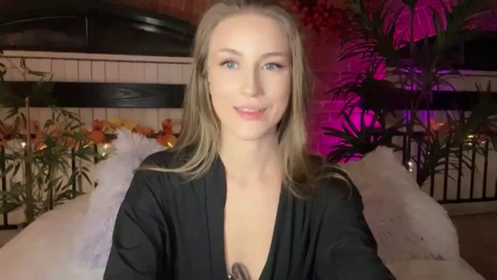 Luna_Moore1