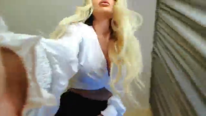 BlondeIsBack
