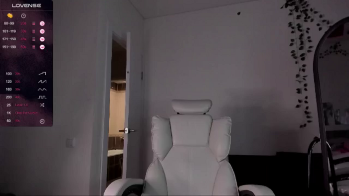 MikaMaez