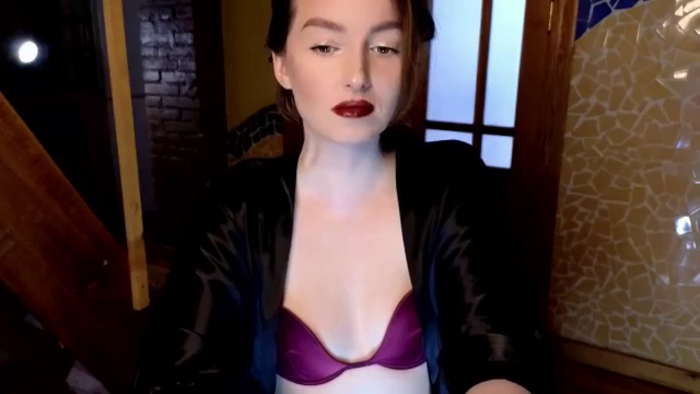 Red_Lips_Girl