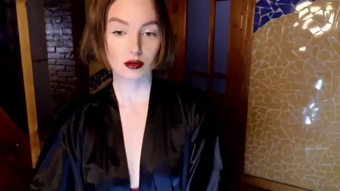 Red_Lips_Girl
