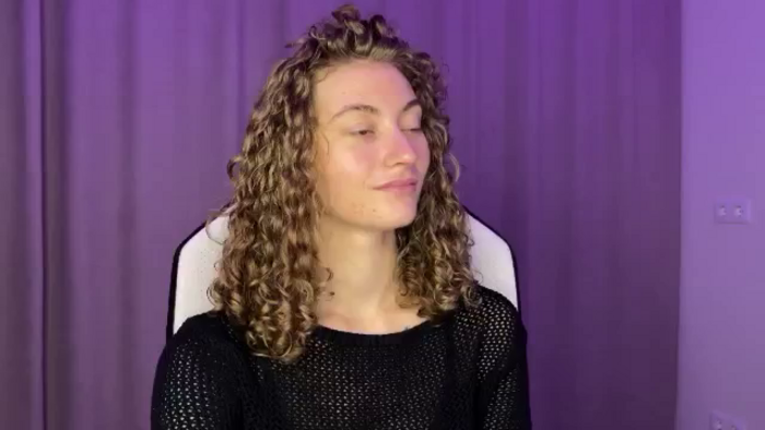 Lady_Curls