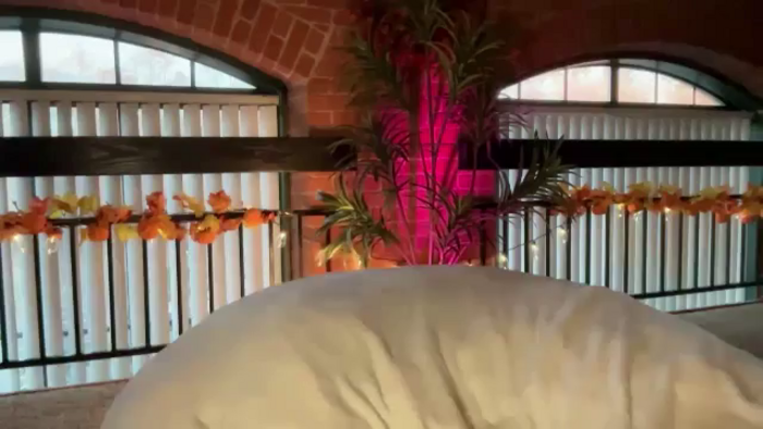 Luna_Moore1
