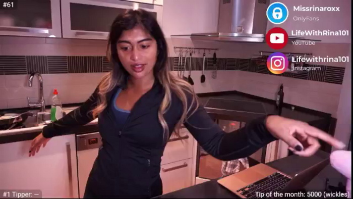 Missrinaroxx