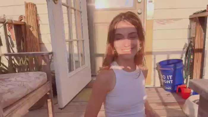 NaomiDee