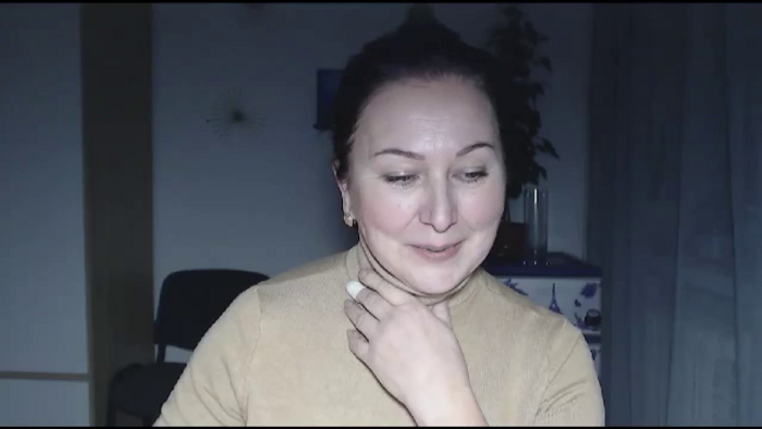 Lovely_Woman_