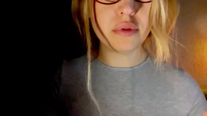 Shy_Girll_