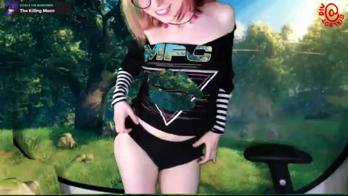GirlbotDiv