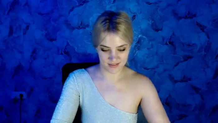 Nika_gold1