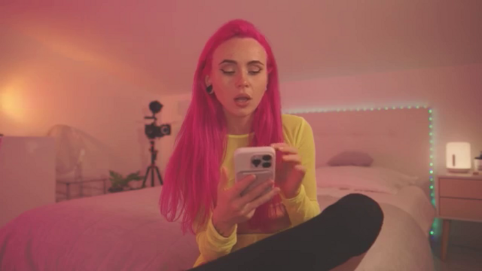 Sarah_Pink