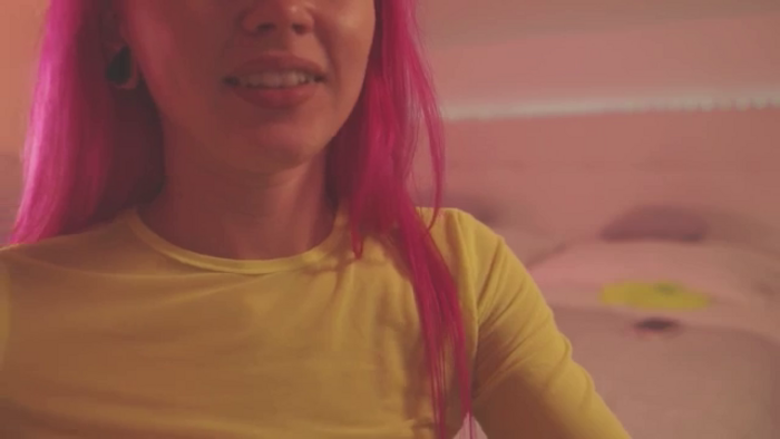 Sarah_Pink