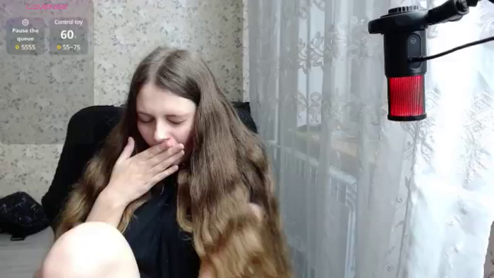 Nana_Hot