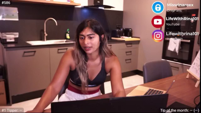 Missrinaroxx